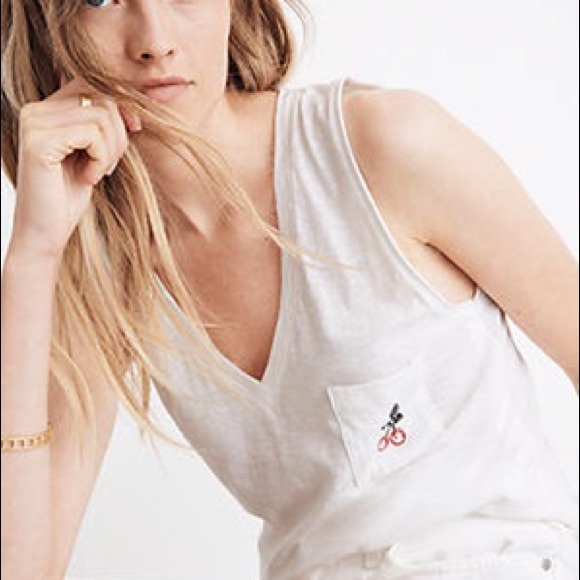 Madewell Tops - NWOT Madewell Cherry V-Neck Pocket Tank,Sz XXL